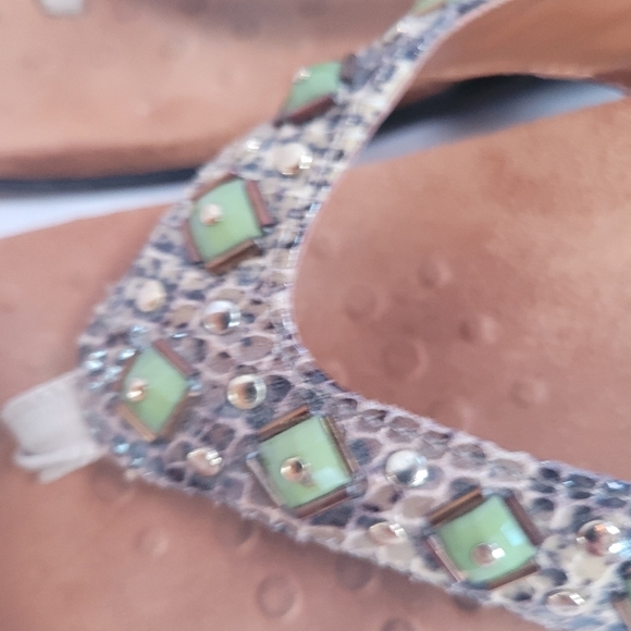 Vionic Floriana Brown Snakeskin Jewel Sandals Flipflops Women's Size 9 - Picture 5 of 8